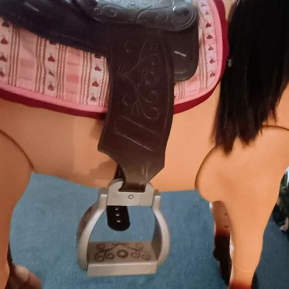 EUC: Our Generation Horse by Battat 20" Tall with Saddle and Poseable Legs - Picture 9 of 11